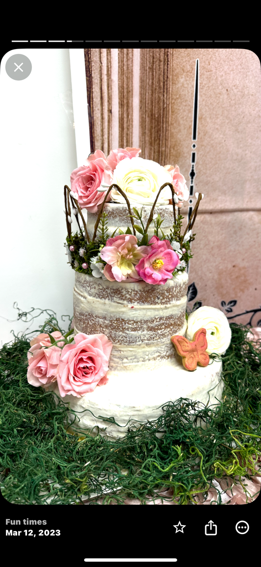 Naked Boho Cake - Dogtown Bakery